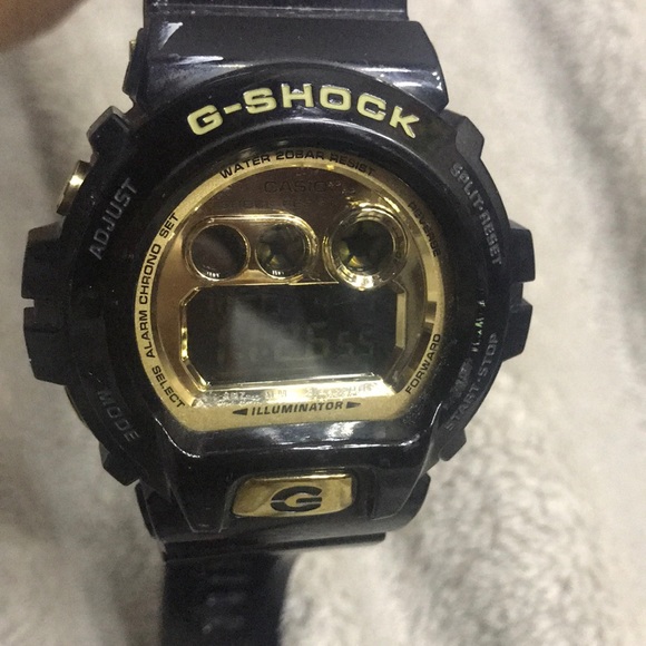 black and gold gshock